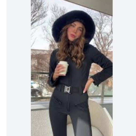 Goldbergh Parry Belted Hooded Faux Fur Trimmed Ski Suit In Black 4 NWT - Picture 3 of 16